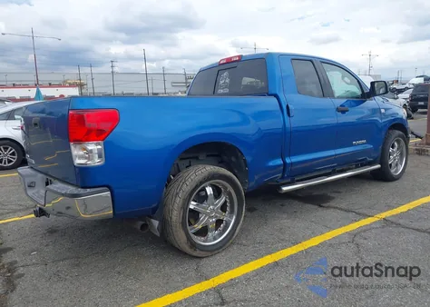 2010 Toyota Tundra Double Cab Sr5 z USA, uszkodzony, nr VIN 5TFRM5F10AX002154